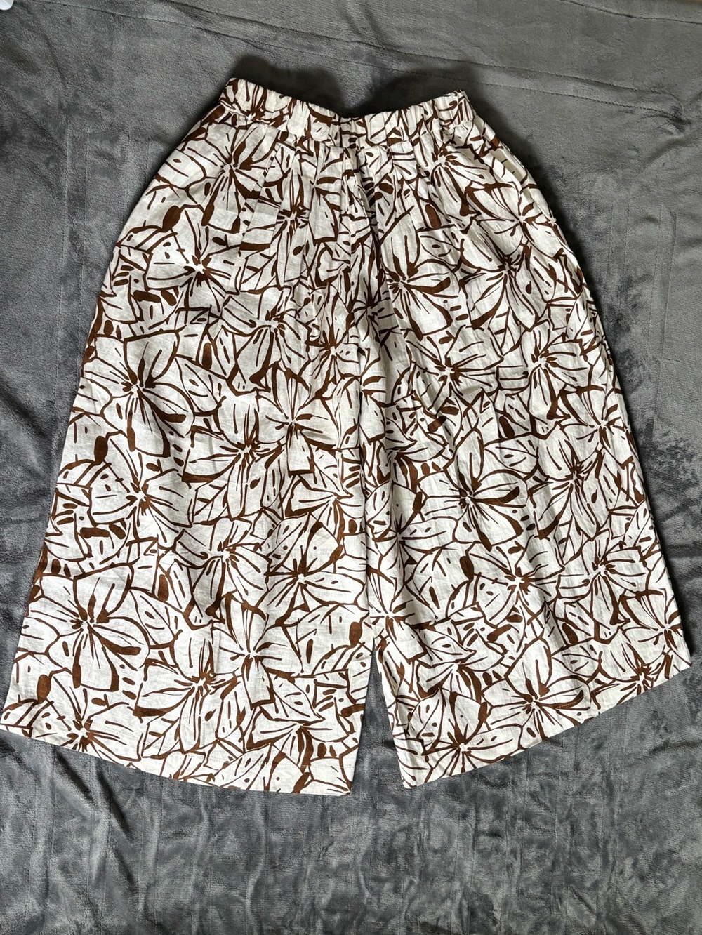 Magaschoni 100%linen White and Brown Wide Leg Pants with Floral Print